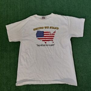 VINTAGE United We Stand "They Will Not Tear Us Apart" America USA White T Shirt